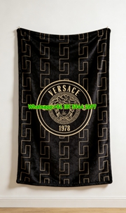 Versace Black Gold Medusa Head 1978 Greek Key Print Flannel Sofa Throw Blanket IMG_1452